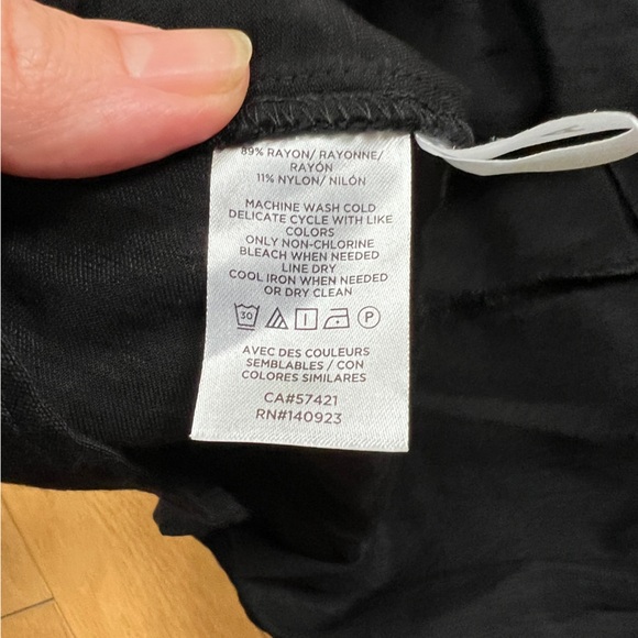 Loft women’s sleeveless top size M - Picture 4 of 4